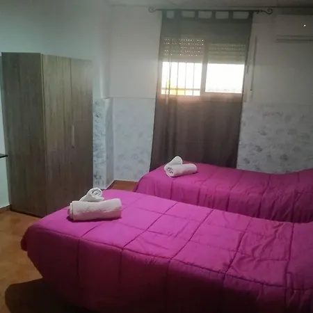 בית הארחה Cafe Casa Manolo 2*